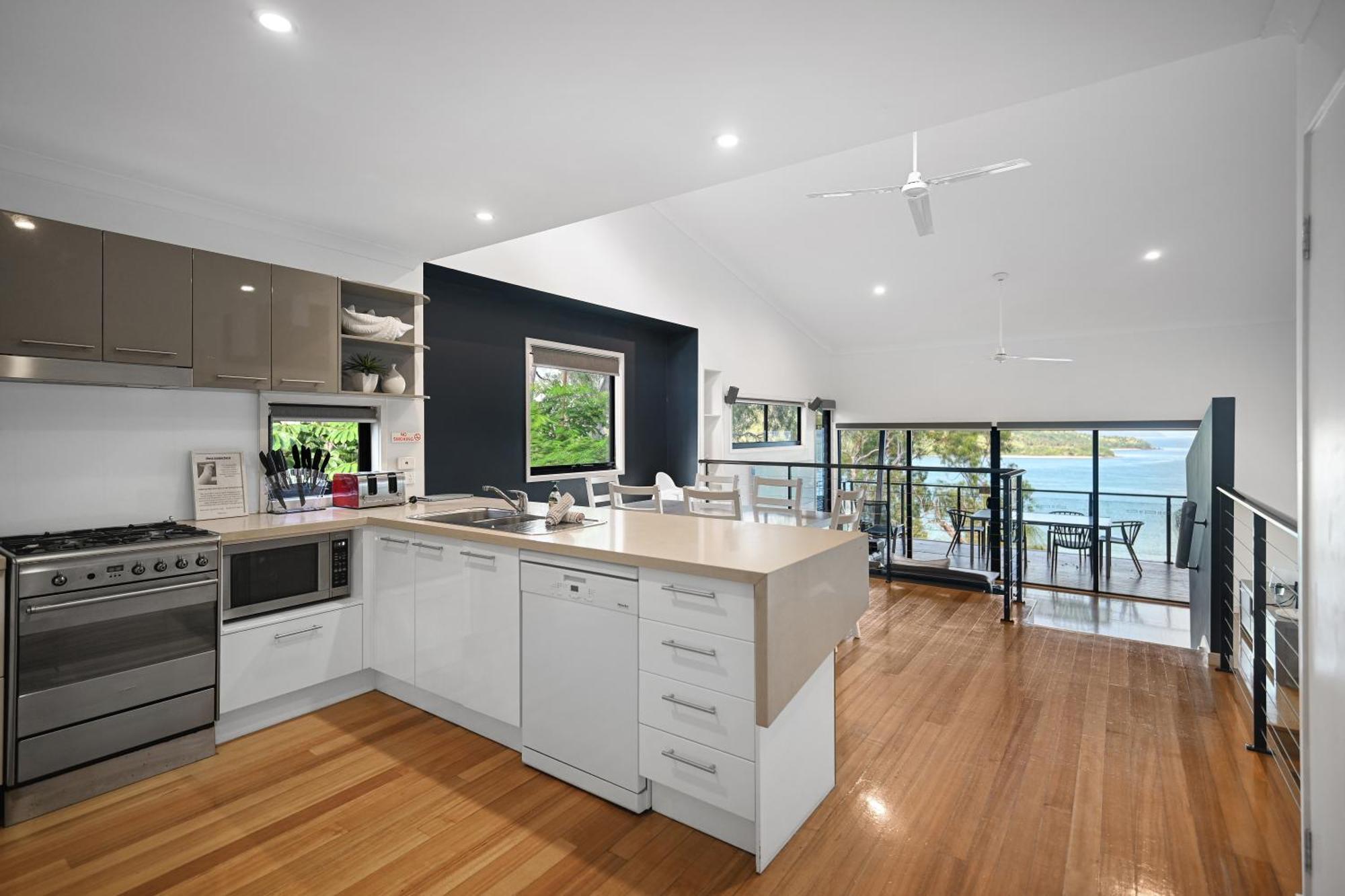 Shorelines Isla Hamilton Exterior foto